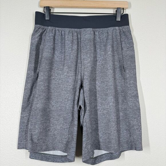 Lululemon Mens Gray Lightweight Shorts Side Pocket Linerless Size Medium - Picture 1 of 6